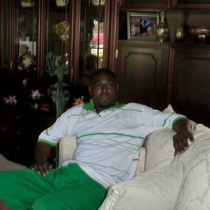 Meet your Posher, Larry